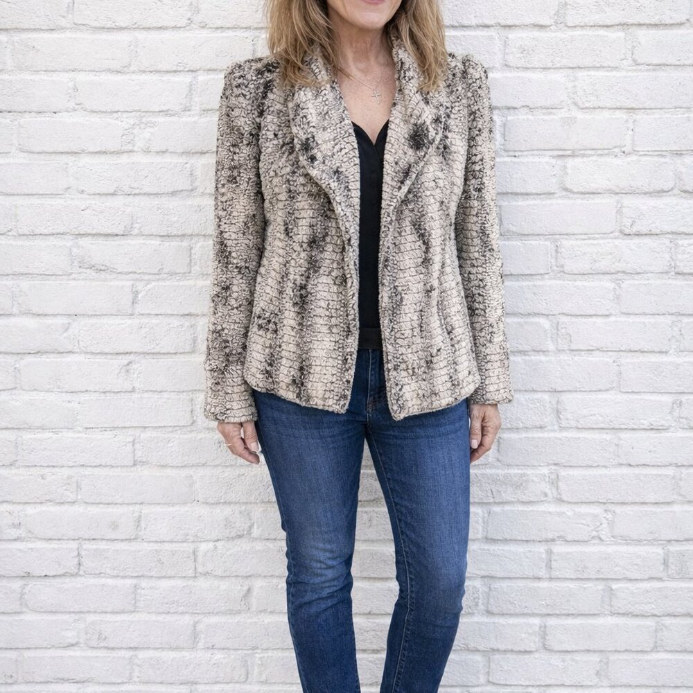 alice + olivia Leana Faux Fur Gray Black Print Coat jacket  X  Small